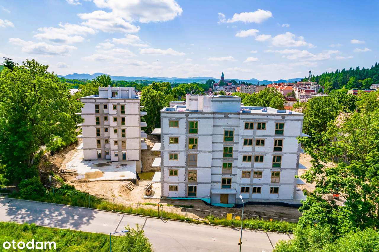3-pokojowe mieszkanie z 2-ma balkonami w zielonej części Wałbrzycha-4