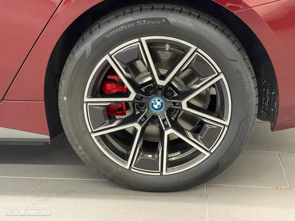 BMW i4 eDrive40 Pack M - 6