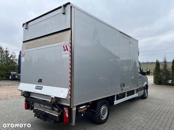 Volkswagen CRAFTER 2500 - 5