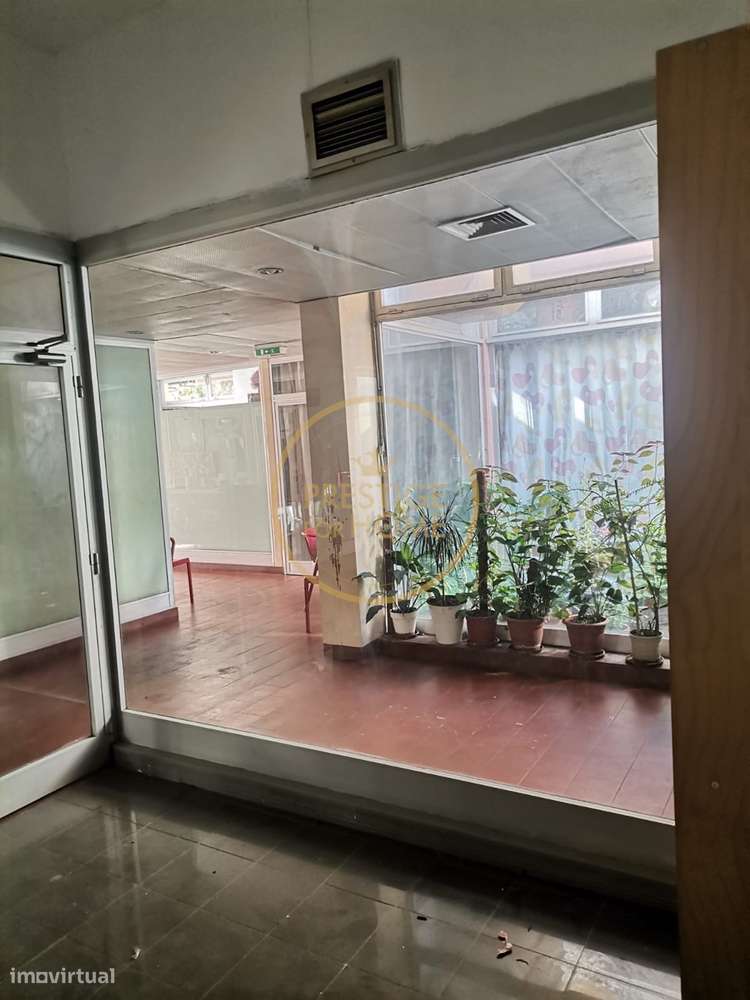 Espaço Comercial em Loulé-13