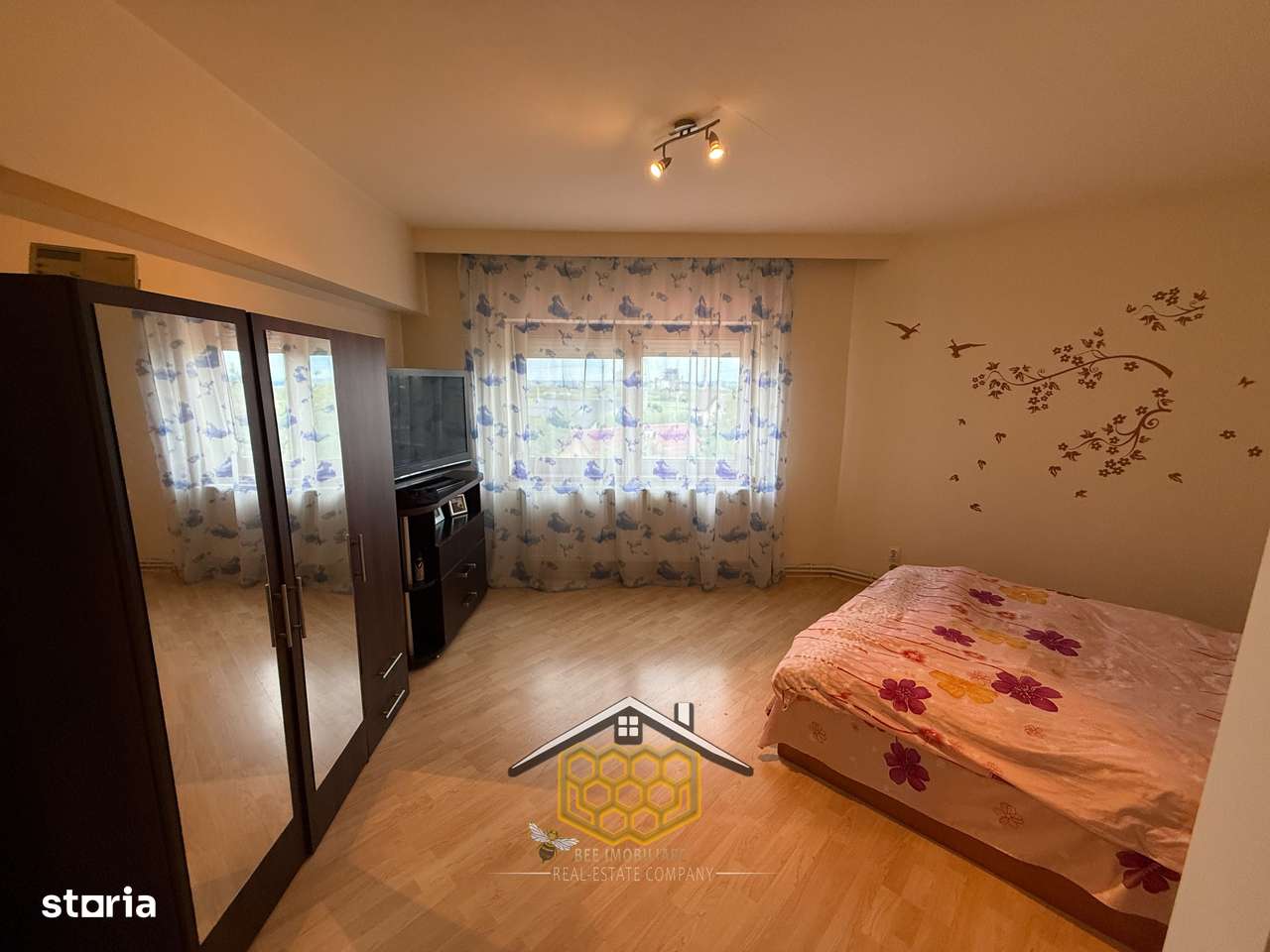 Casa P+1 cu garaj si 950 mp teren in Simnicul de jos - Comision 0%-7