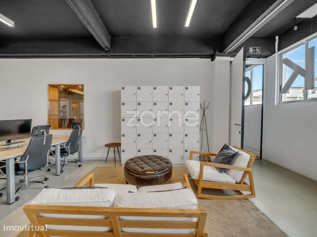 Escritório / Coworking em Marvila, Lisboa - 847 m², até 183 pessoas...-16