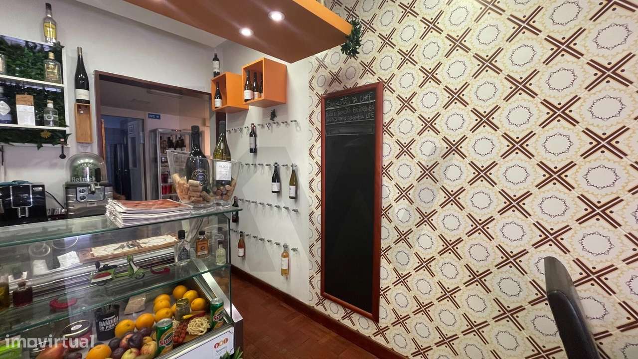 OPORTUNIDADE ÚNICA: TRESPASSE DE RESTAURANTE EM CAMPO DE OURIQUE (Rend-7