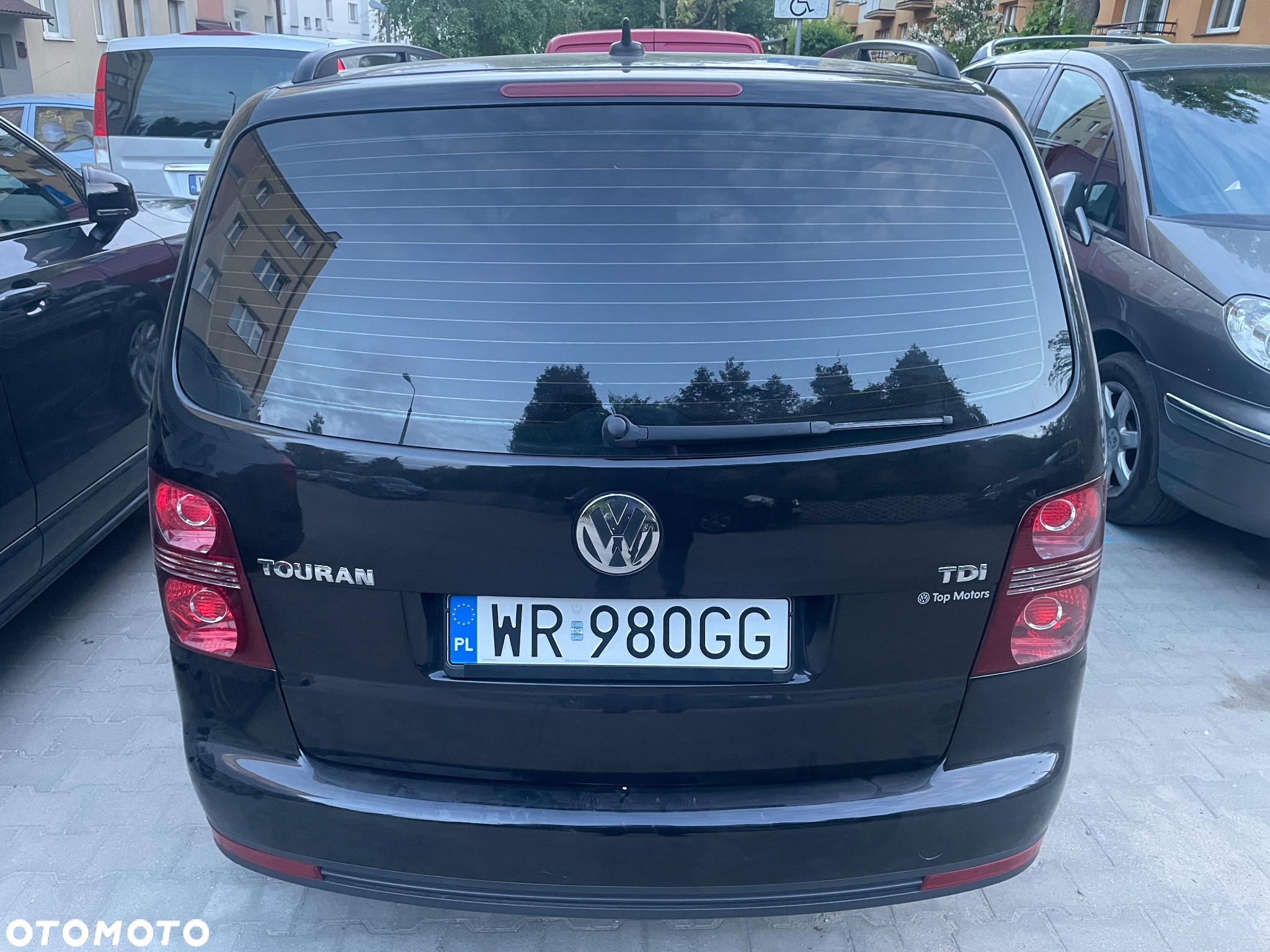 Volkswagen Touran - 4