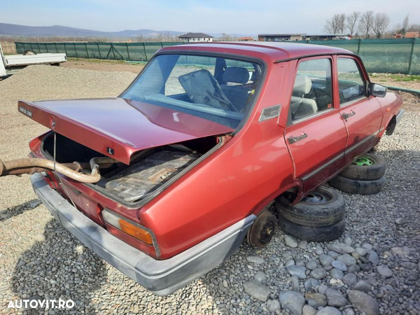 Dezmembrez Dacia 1310 - 2