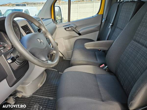 Mercedes-Benz Sprinter - 18