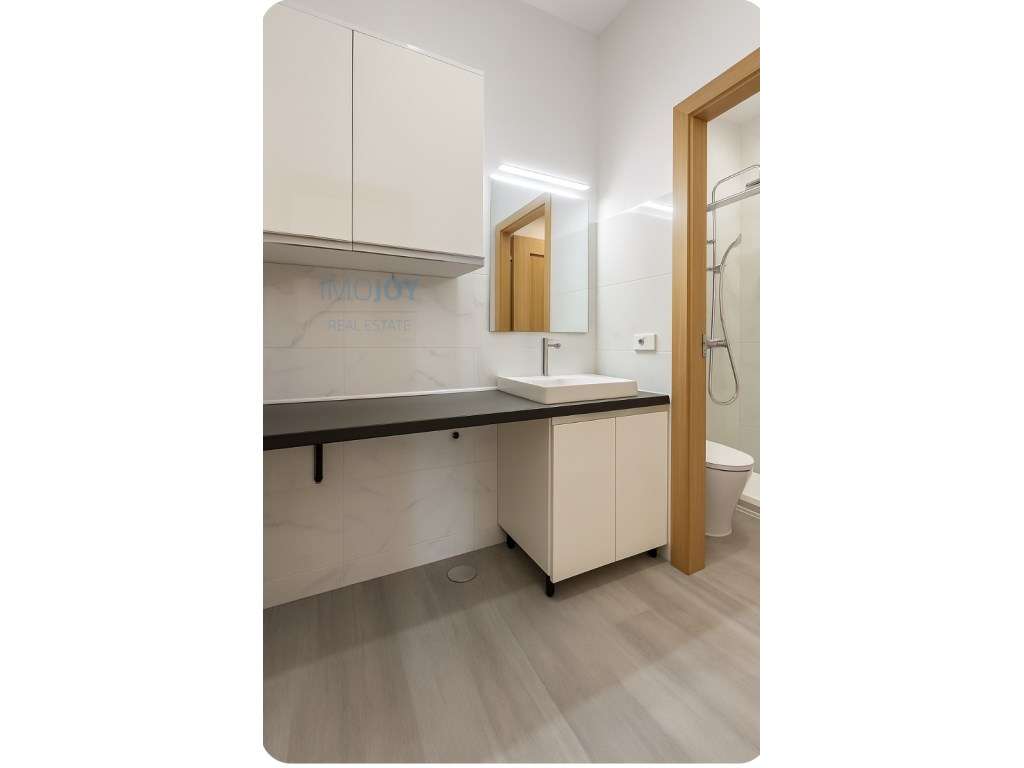 Fantástica Loja convertida em Apartamento T1 para Arrendamento em B... - Grande imagem: 3/27