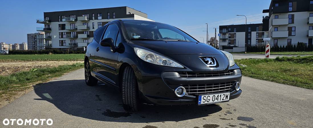 Peugeot 207 - 3