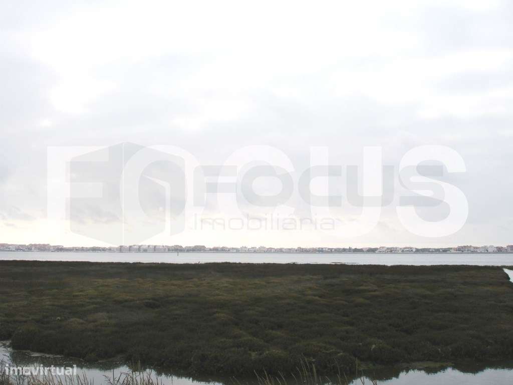 Terreno com vista ria - Costa Nova - Grande imagem: 1/2