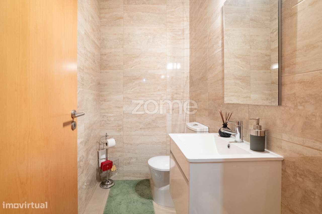 Moradia T3 térrea num lote espaçoso no centro de Lordelo - Grande imagem: 5/31