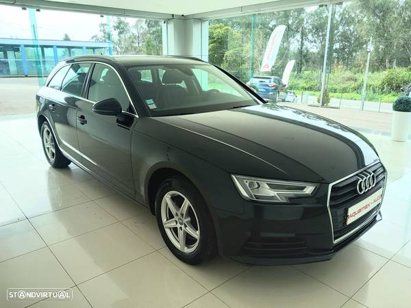 Audi A4 Avant 35 TDI Design S tronic - 2