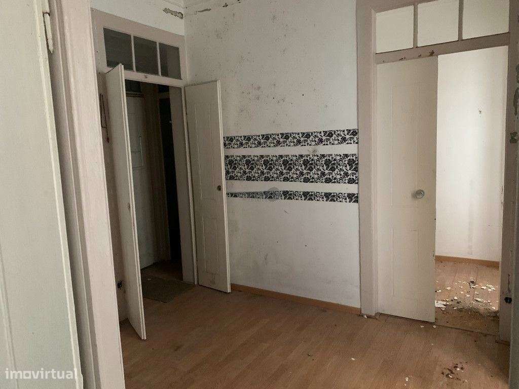 Prédio para Reabilitação em Santos | Junto ao futuro Metro-7