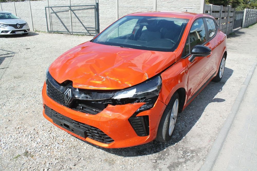 Renault Clio V (2019-2025) 2024