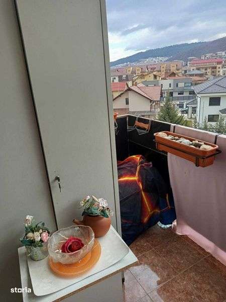 Garsoniera 35mp, etaj 3, balcon 7mp, parcare, zona Strada Florilor - Imagine principală: 4/8