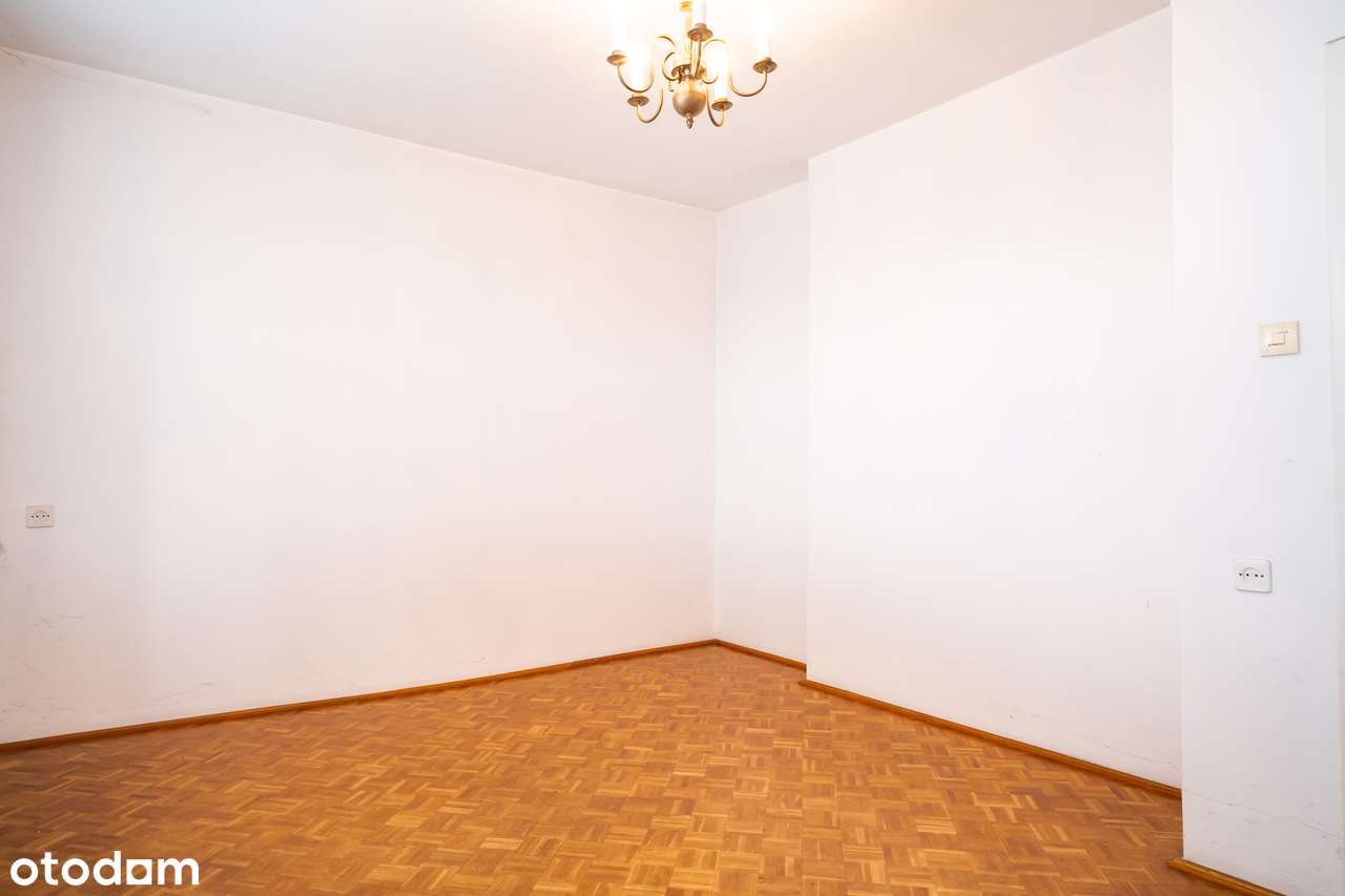 Przestronny dom wolnostojący o powierzchni 180 m² w Orzechowie-5