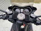 Yamaha X-max - 7