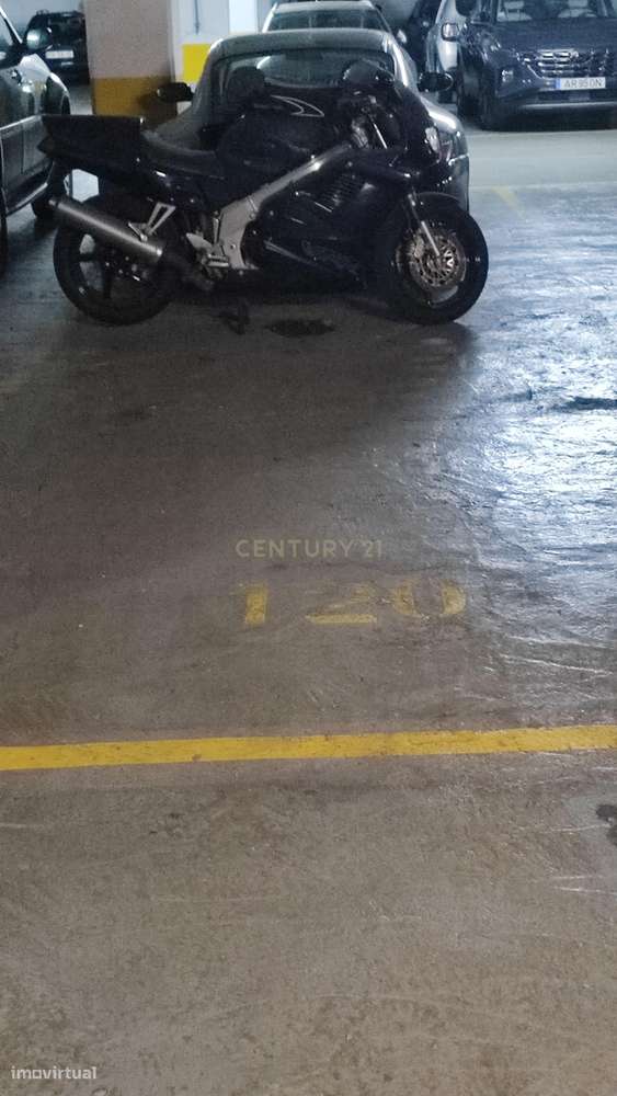 Espaço de Estacionamento em Alvalade, Lisboa-18