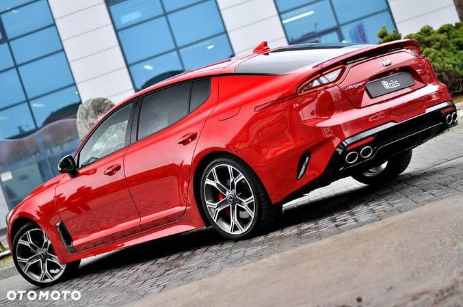 Kia Stinger 3.3 T-GDI AWD OPF GT - 11