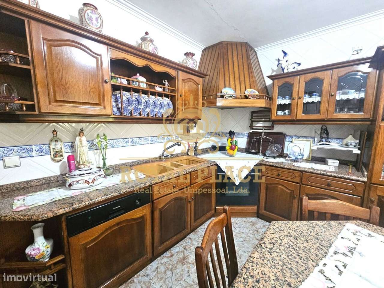 Moradia térrea com armazém em Fiães - Grande imagem: 4/29