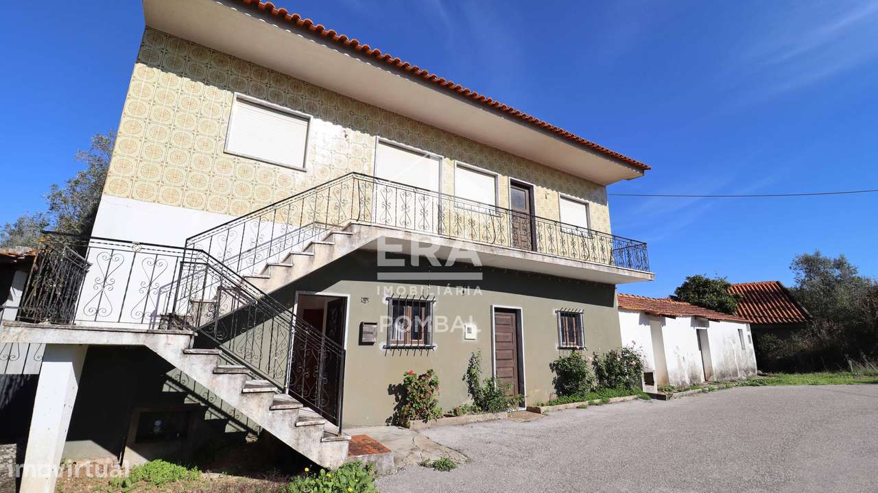 Moradia T5, localizada em Pelmá, Alvaiazere-3