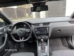 Skoda Octavia 2.0 TDI RS DSG - 9