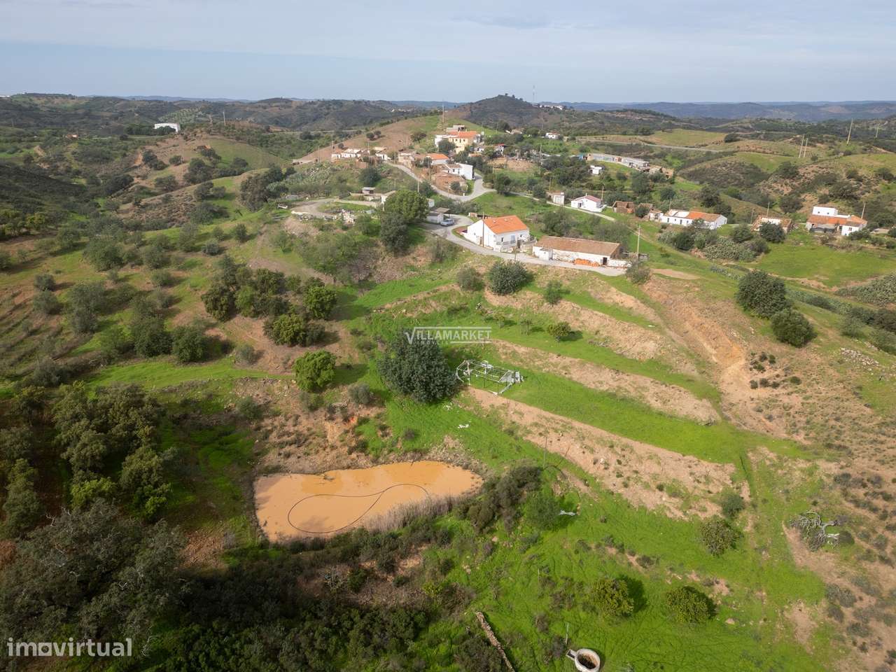 2 Terrenos rústicos com 10586 m2 situado no Lugar de Magoito (Odeleite-5
