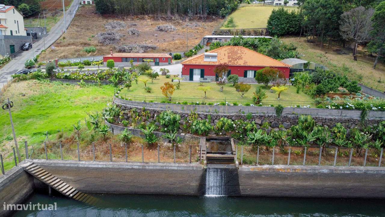 Casa Térrea em Santa Cruz-25