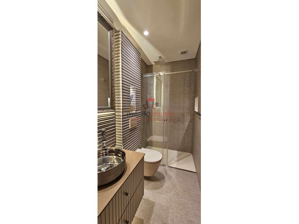 *Oferta de Escritura e Registo - Apartamento T4 de LUXO junto à Pra...-22