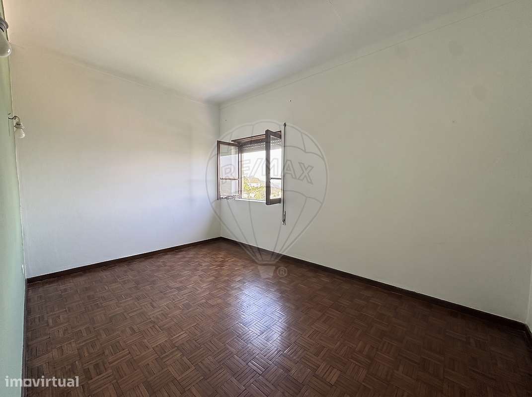 Moradia T4 para venda-17