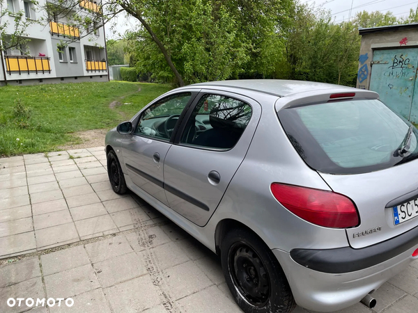 Peugeot 206 - 6