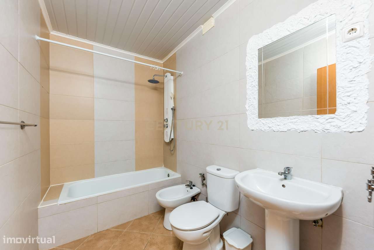 apartamento T2 no Barreiro-18