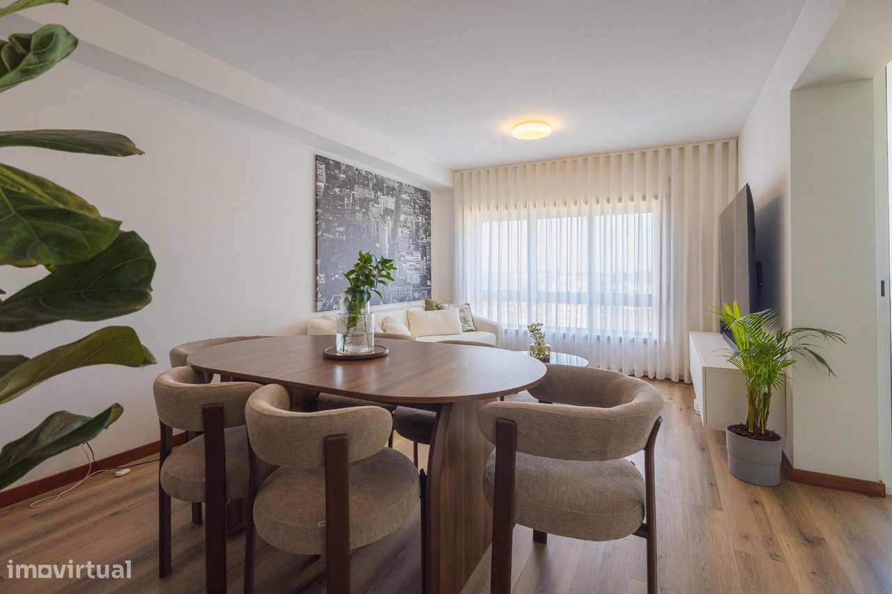 Apartamento T3 Totalmente Renovado em Gueifães – Excelente...-1