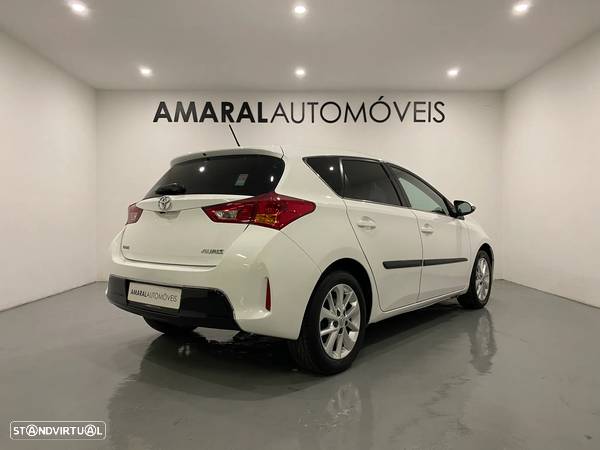 Toyota Auris 1.4 D-4D ACtive+AC - 4