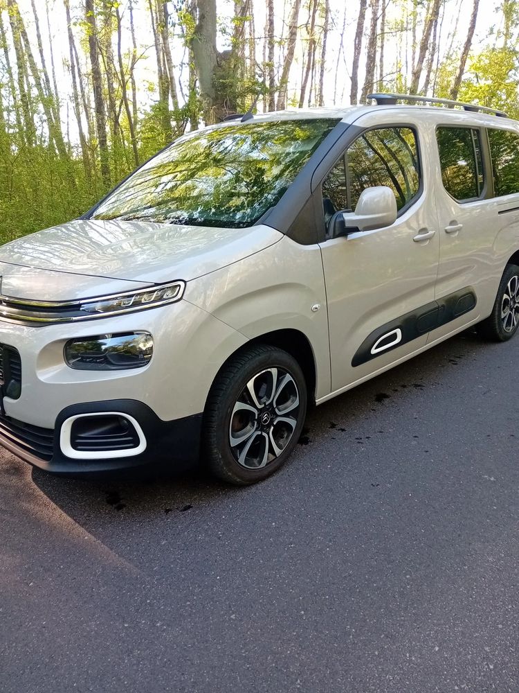Citroën Berlingo III XL 7-Sitzer BlueHDi 130 FEEL PACK 2021