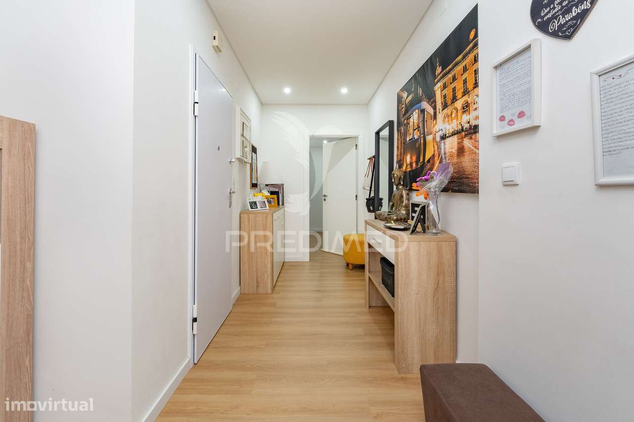 Apartamento T3 remodelado com vista sobre o Tejo - Grande imagem: 4/30