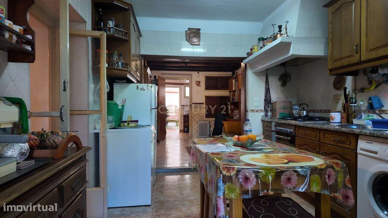 Moradia em zona Histórica da cidade de Castelo Branco - Grande imagem: 5/38