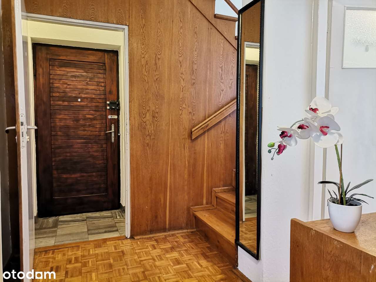 Unikatowy dom wolnostojący z dużym potencjałem - w zacisznej uliczce!-17