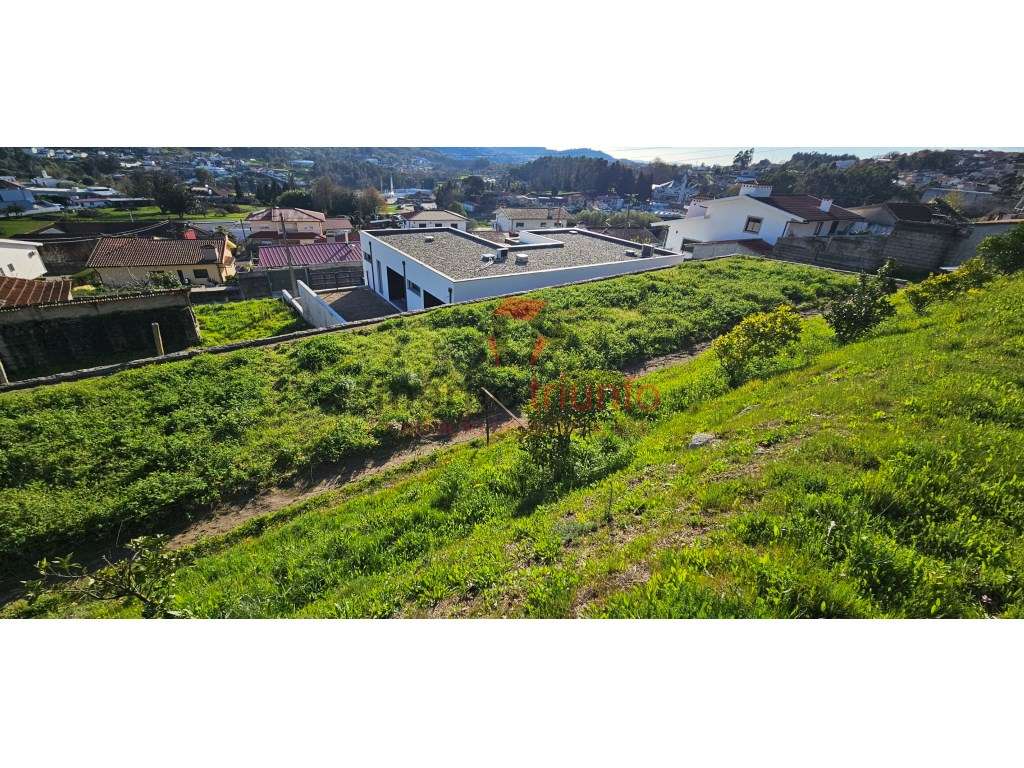 Terreno de Construção para Venda em LORDELO - GMR-6