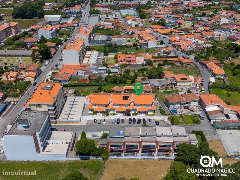Fantástica Moradia T3 com Jardim, Churrasqueira e Garagem para 2 Ca...-45