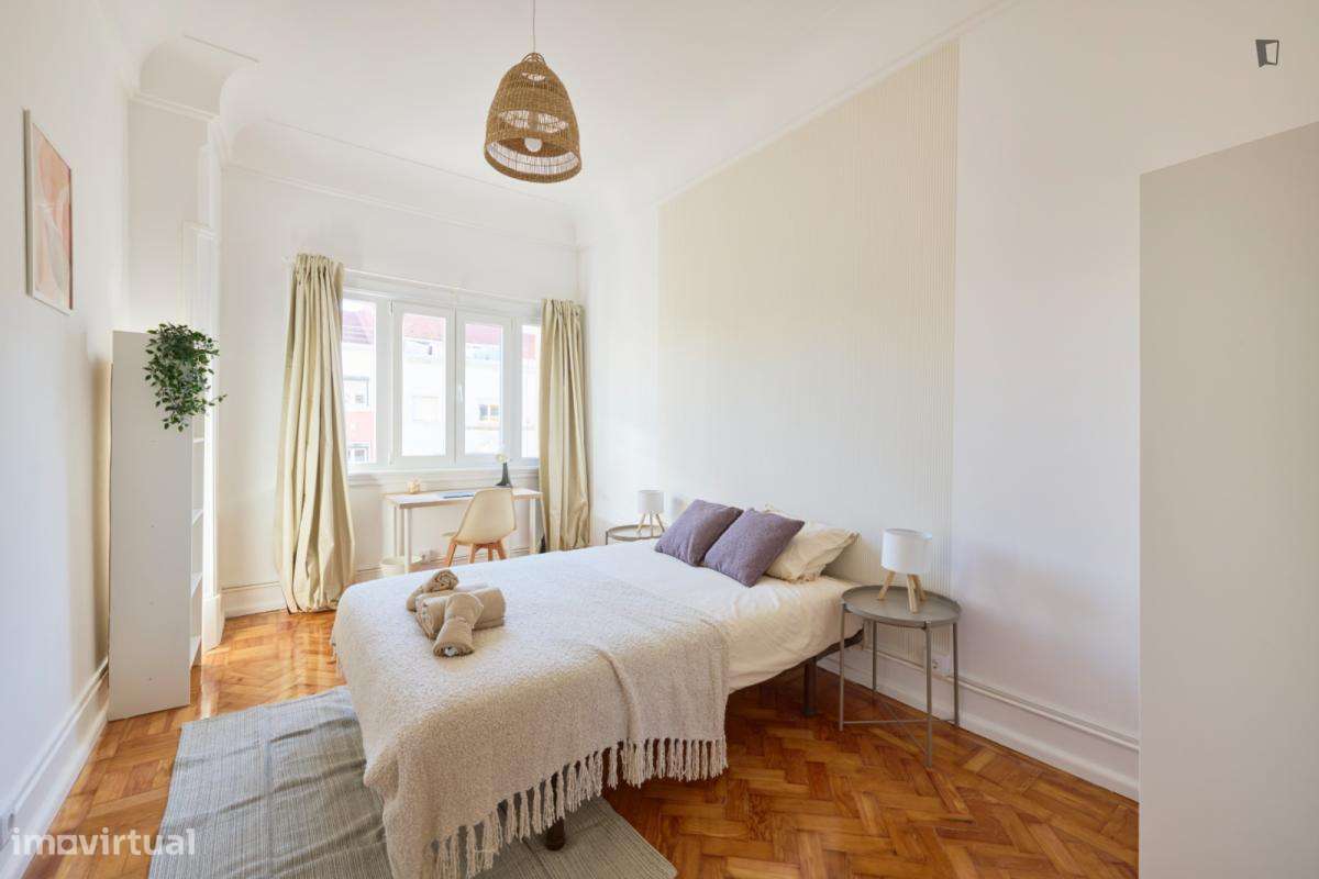 Quarto - localizado em Alameda Lisbon - Grande imagem: 3/10