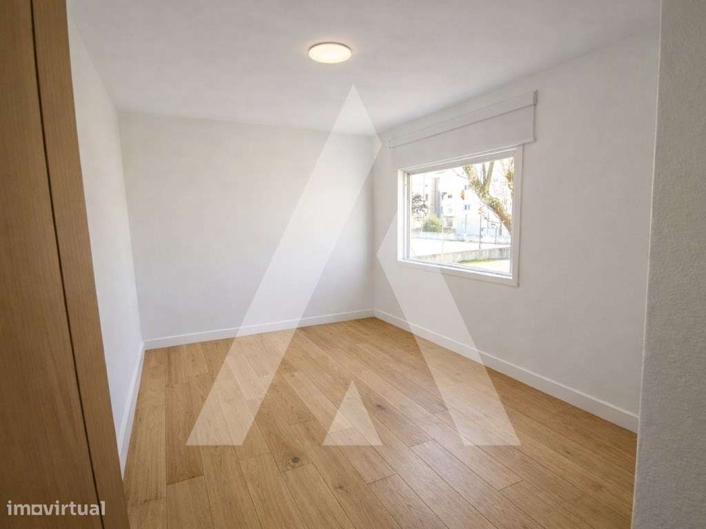 T3 Totalmente Renovado em Santiago - Excelente Oportunidade de Inve... - Grande imagem: 3/14