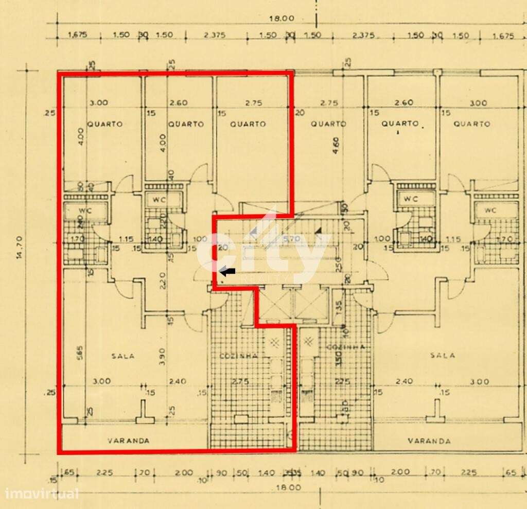 Apartamento T3 para remodelar situado na prestigiada Urbanização da Po-31