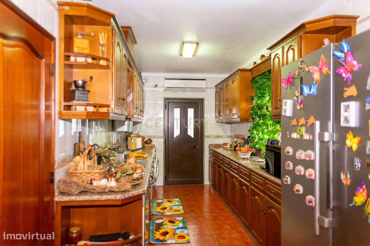 Charmosa Moradia T4 em Estremoz-44