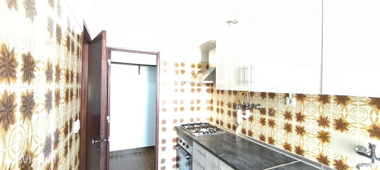 Apartamento T2 em Benavente com cozinha equipada-9