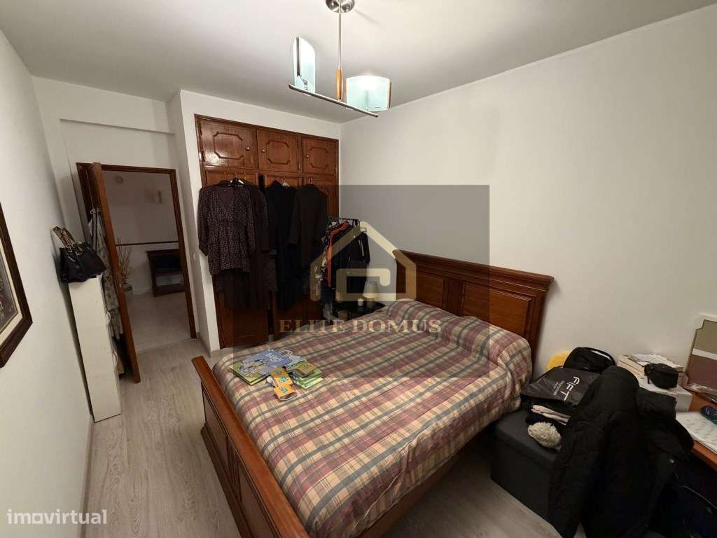Magnífico Apartamento T3 com Terraço, Arrecadação e Estacionamento!-12