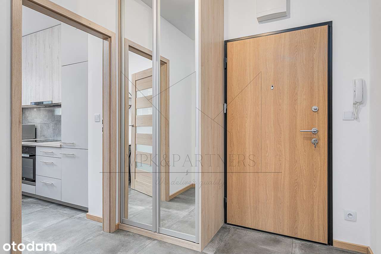 Narożne m2 z oddzielną kuchnią na strzeżonym, zamkniętym osiedlu!-13