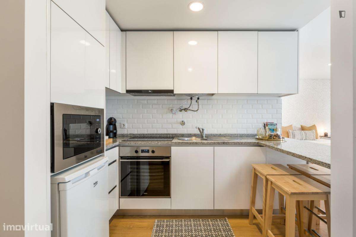 Estúdio - localizado em Sé Porto - Grande imagem: 5/9