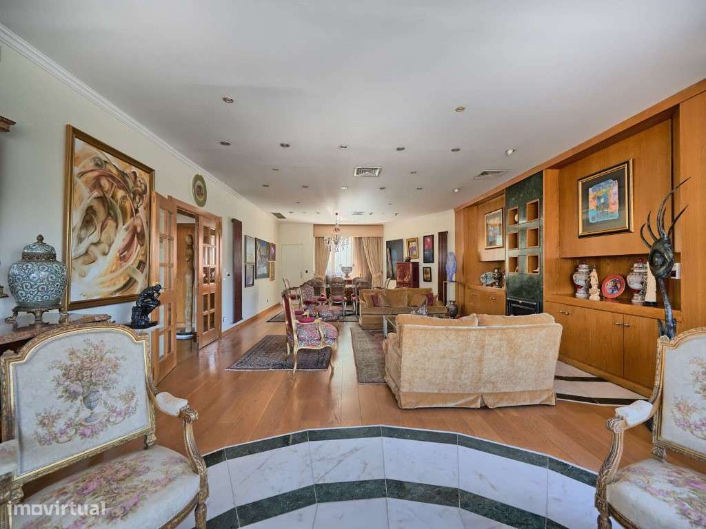 Apartamento T4 mobilado para arrendamento em Lisboa - Grande imagem: 3/23