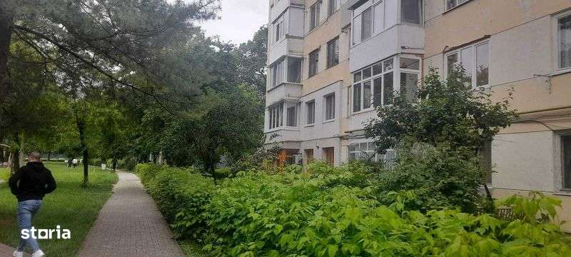 Apartament 3 camere in Onesti str Oituz - Imagine principală: 4/4