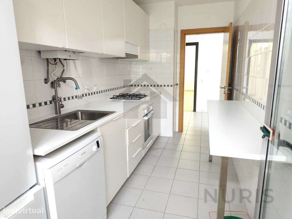 Apartamento T3 para arrendamento anual - Encosta da Marina - Grande imagem: 2/14